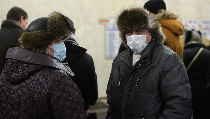 俄多地爆发甲型H1N1流感 民众戴口罩出行