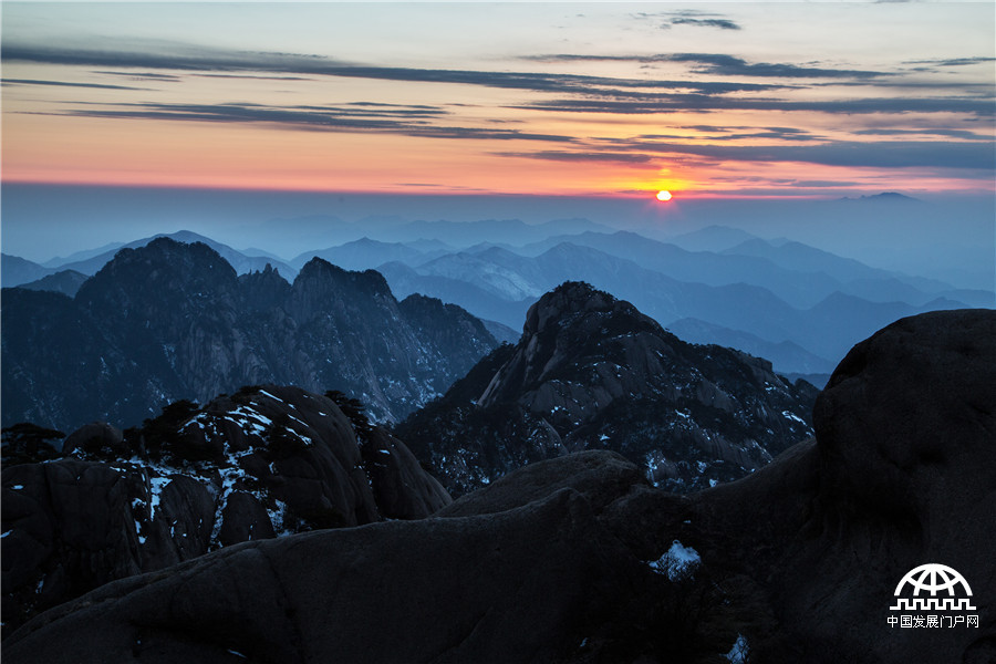 安徽：猴年黄山旅游红了火