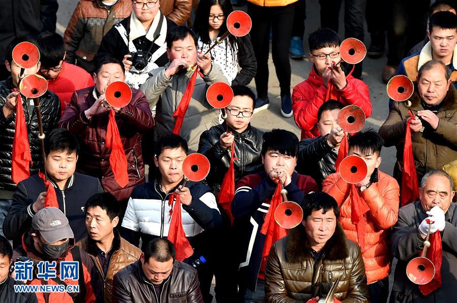 （XHDW）（7）中国农民的“狂欢节”