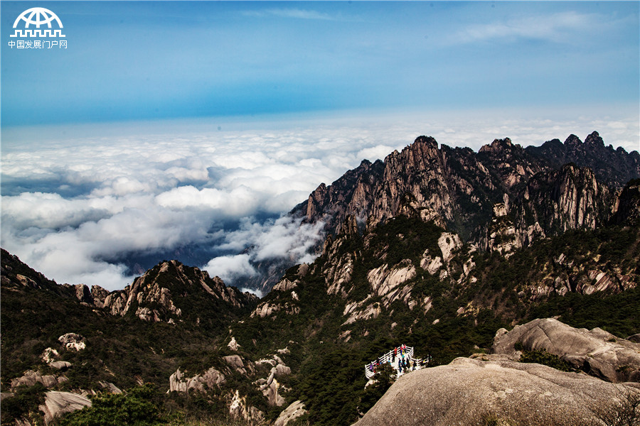 黄山风景区：远山如黛，风景入画