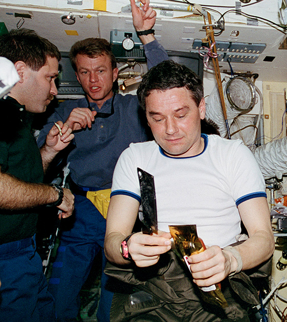 成为一名“太空人”必备的N件“单兵武器”