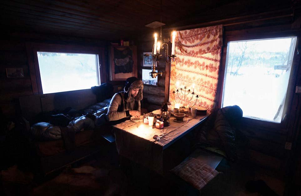 芬蘭女子的北極遁世生活：與85只哈士奇相依相伴（圖）【2】