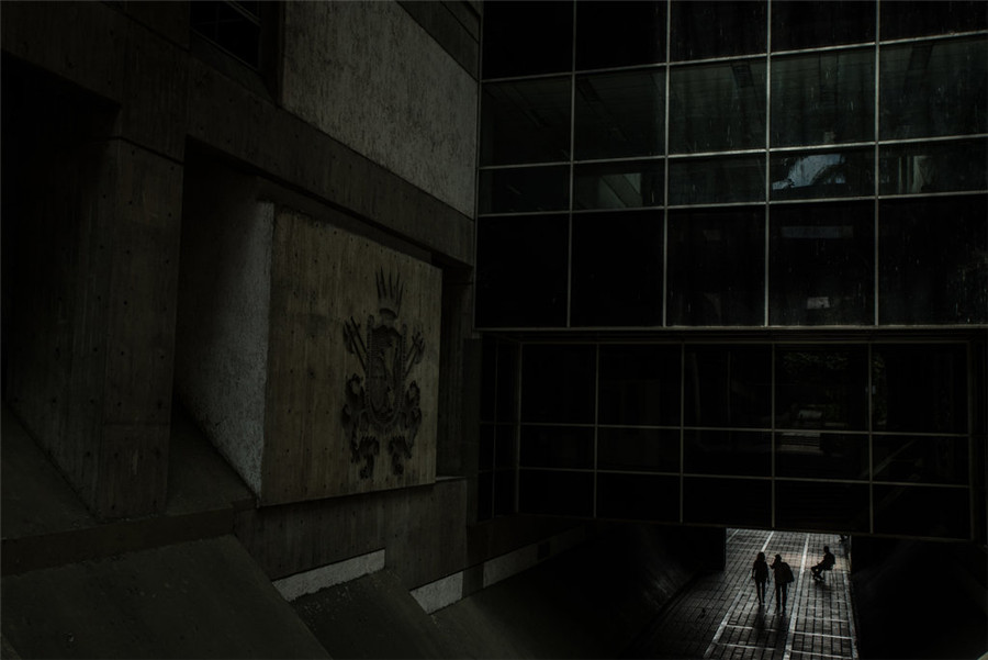 绝望的委内瑞拉：民众基本生活物资短缺