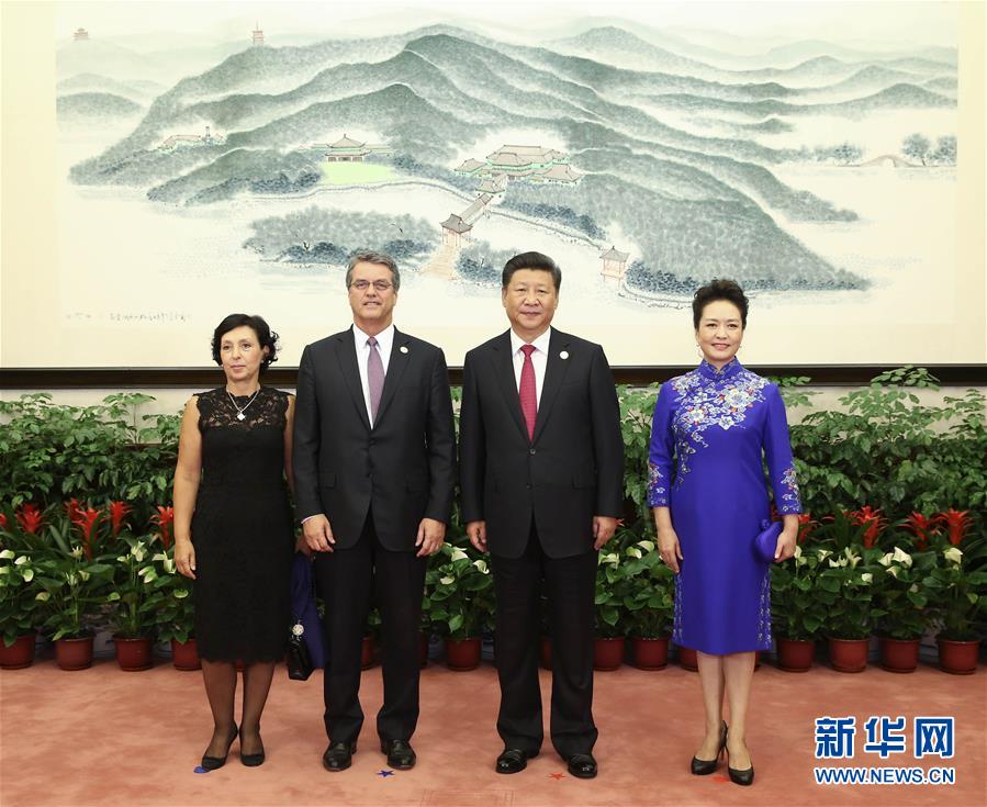 （杭州G20XHDW）（4）习近平和彭丽媛迎候宴会贵宾