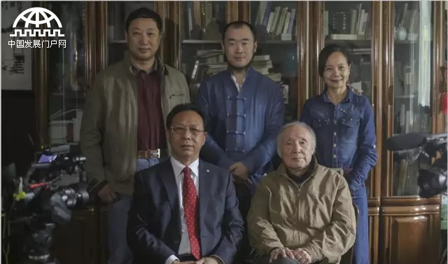 与李可染大女婿俞律谈林散之