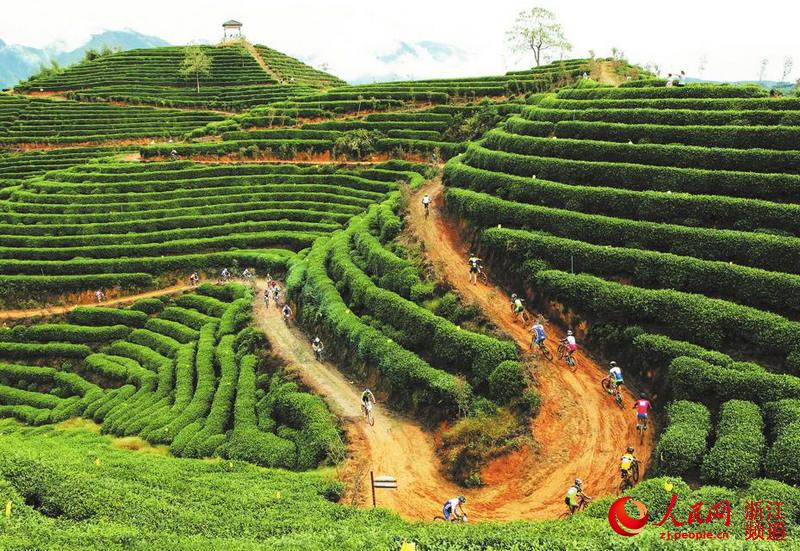 浙江遂昌：一场青山绿水间的骑行较量（图）