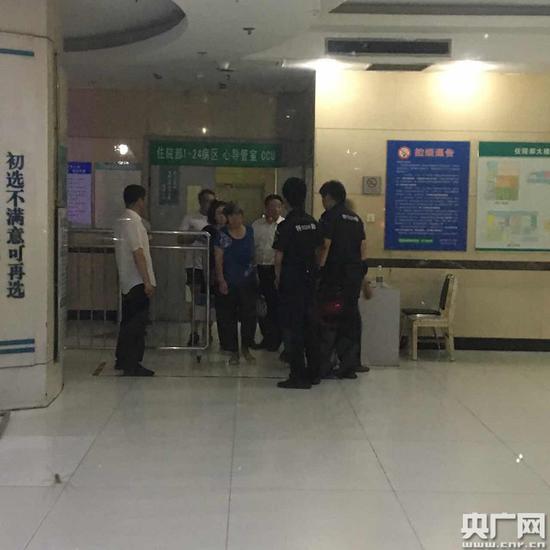 天津市三中心医院被砍伤医生暂时脱离生命危险