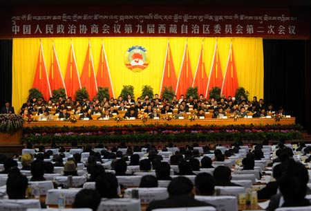 The second meeting of the 9th Tibetan Regional Committee of the Chinese People's Political Consultative Conference is held in Lhasa, capital of southwest China's Tibet Autonomous Region, on January 12, 2009.