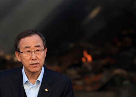 UN Secretary-General Ban Ki-moon makes a speech during a visit at the destroyed United Nations compound in Gaza City, on January 20, 2009.