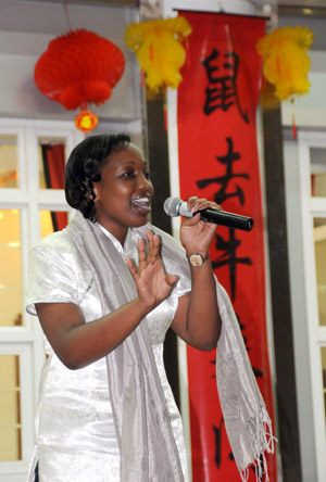 A student of the Confucious Institute of Nairobi University sings a Chinese song at the Chinese Embassy in Kenya in Nairobi, capital of Kenya, on January 23, 2009.