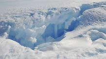 Picture taken on January 31, 2009 shows a crack in the Dulk glacier in Antarctica.