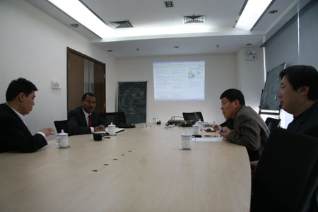 CnDG staff discuss future cooperation with guests from the Pacific Islands Forum Trade Office.