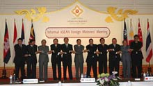 Participants of the Association of Southeast Asian Nations (ASEAN) Foreign Minister's Informal Meeting pose for a group photo at Hua Hin, Thailand, on February 27, 2009. The informal meeting of Foreign ministers of the 14th Summit of ASEAN opened on Friday.