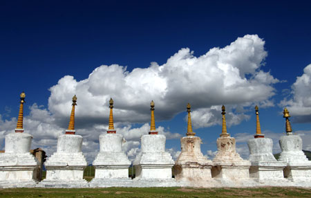 Photo taken on August 12, 2007 shows Buddhist pagodas in the north of southwest China's Tibet Autonomous Region. 