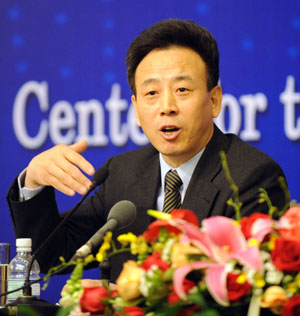 Wei Hong, deputy governor of Sichuan Province, answers questions during a press conference on post-earthquake reconstruction in southwest China's Sichuan Province, held by the Second Session of the 11th National People's Congress (NPC) in Beijing, capital of China, March 8, 2009. 