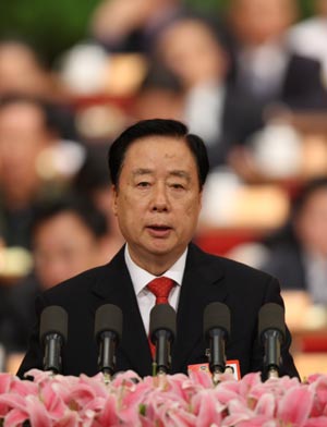 Sun Yongfu, member of the 11th National Committee of the Chinese People's Political Consultative Conference (CPPCC), speaks at the fourth plenary meeting of the Second Session of the 11th National Committee of the CPPCC held at the Great Hall of the People in Beijing, capital of China, on March 9, 2009. 