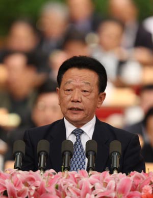 Bao Junchen, member of the 11th National Committee of the Chinese People's Political Consultative Conference (CPPCC), speaks at the fourth plenary meeting of the Second Session of the 11th National Committee of the CPPCC held at the Great Hall of the People in Beijing, capital of China, on March 9, 2009. 