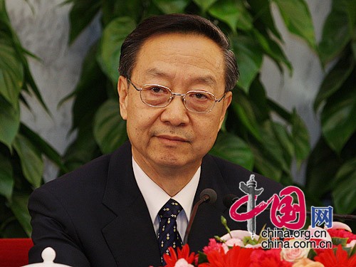 Minister of Industry and Information Technology Li Yizhong. 