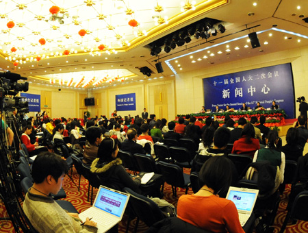 A group interview on 'Cultural Market and Development of Cultural Industry' is held by the Second Session of the 11th National People's Congress (NPC) in Beijing, capital of China, March 12, 2009. Some leading officials of Chinese Ministry of Culture attended the interview on Thursday.