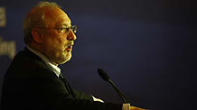 Joseph Stiglitz, a Nobel Prize-winning economist at the Columbia University, addresses the opening ceremony of China Development Forum 2009 in Beijing, capital of China, on March 22, 2009.