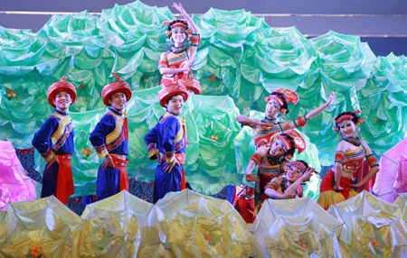 Chinese students perform during the opening ceremony of the 'Year of Russian Language' at the Great Hall of the People in Beijing, capital of China, on March 27, 2009. 
