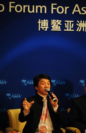 Jackie CHAN, Vice Chairman of China Film Association attends the session with the theme of 'Imagine-Asia: Tapping into Asia's Creative-Industry Potential', during the Boao Forum for Asia (BFA) Annual Conference 2009 in Boao, south China's Hainan Province, on April 18, 2009. 