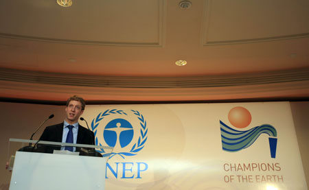 Recycling innovator Ron Gonen, Entrepreneurial Vision Prize owner, addresses the awarding ceremony of Champion of the Earth in Paris, on April 22, 2009. 