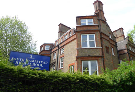 Photo taken on May 6, 2009 shows the South Hampstead High School in London. Five British schools hit by A/H1N1 flu have been temporarily closed up, announced the government's Health Protection Agency on May 5.