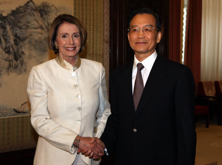 Chinese Premier Wen Jiabao (R) meets with US House Speaker Nancy Pelosi in Beijing, China, on May 27, 2009. 