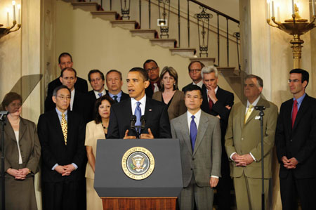US President Barack Obama delivers remarks at the White House in Washington, the United States of America, June 1, 2009. Obama promised on Monday that the US government will invest additional US$30 billion in GM, which he was confident will emerge from the bankruptcy protection process quickly. 