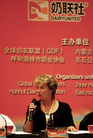 Ilona van Vliet, director of the Global Dairy Farmers, speaks during the 2009 Hohhot Forum of Global Dairy Farmers in Hohhot, capital of north China's Inner Mongolia Autonomous Region, on June 2, 2009. Delegates of the Global Dairy Farmers, the Hohhot Dairy Association and the Dairy United discussed their coopertation in the future at the forum. They also exchanged views about the development of dairy industry in China and the world.