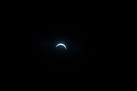 Solar eclipse is seen in southwest China's Chongqing municipality, on July 22, 2009.