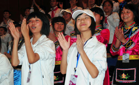 Students from China's earthquake areas play games at the 'Ocean' All-Russia Children's Care Center in Vladivostok, Russia, on July 23, 2009.