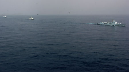 The third naval escort of Chinese navy head for joining the Second Chinese naval escort on the Gulf of Aden, on July 30, 2009. Two frigates and a supply ship from the Chinese navy, on another escort mission to fend off Somali pirates, joined with the second naval escort on Thursday. 