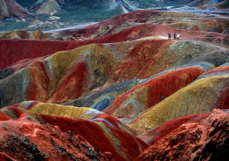 Picture taken on September 8, 2009 shows a view of the Danxia Landform at a geopark in Zhangye, northwest China's Gansu Province.