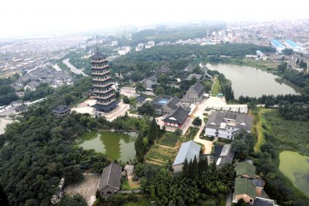 The aerial picture taken on September 10, 2009 shows the time-honored Gaomin Temple in Yangzhou City, east China&apos;s Jiangsu Province. 