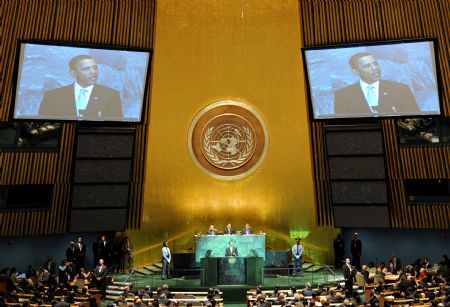 US President Barack Obama (C) addresses the opening ceremony of the United Nations Climate Change Summit at the UN headquarters in New York September 22, 2009. 