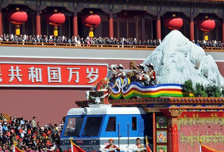 The float of southwest China&apos;s Tibet Autonomous Region takes part in the celebrations for the 60th anniversary of the founding of the People&apos;s Republic of China, in Beijing, capital of China, Oct. 1, 2009. (Xinhua/Wang Song)