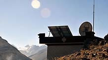 The unmanned earthquake monitor is seen in Tingri County, southwest China's Tibet Autonomous Region, October 17, 2009.