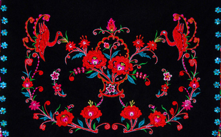 Photo taken on November 2009 shows a piece of embroidery of the Miao ethnic group on the 2009 'Colorful Guizhou' Tourist Commodities Design Competition and Final Selection Campaign of Skillful Craftsmen in Designing Tourist Commodities, in Guiyang, southwest China's Guizhou Province.