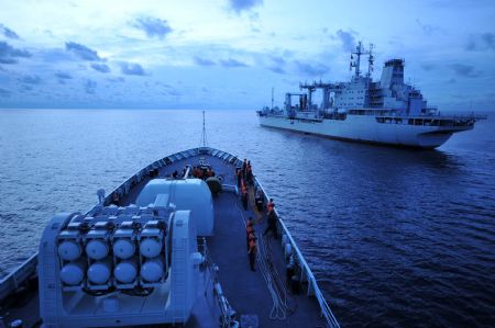 Ships of the Chinese naval flotilla are seen on sea of Malacca Strait Nov. 6, 2009.(Xinhua/Yang Zhigang)