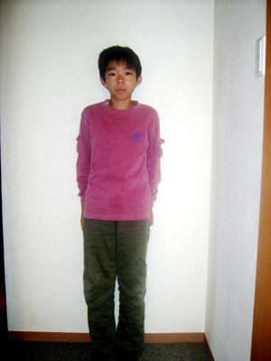 My name is Kazuto Omori. I am 11 years old. This is me (picture taken on November 2, 2009).