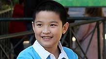 I am Han Jiashu. I was born in August 15, 2001 and I now study in grade four, in St. George International School in Rome, Italy. I like playing Lego toys, playing football and watching cartoons.