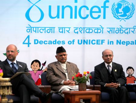 United Nation Resident Coordinator in Nepal Robert Piper (L), Nepalese President Ram Baran Yadav (C) and former UN Assistant Secretary-General Kul Chandra Gautam attend an event to mark the Universal Children's Day in Kathmandu, capital of Nepal, Nov. 20, 2009.(Xinhua/Bimal Gautam)