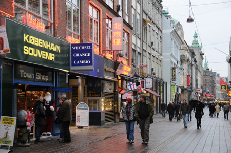 Photo taken on November 22, 2009 shows the Stroget Shopping Street in Copenhagen, capital of Denmark. The United Nations climate summit is scheduled from December 7 to December 18 in Copenhagen.