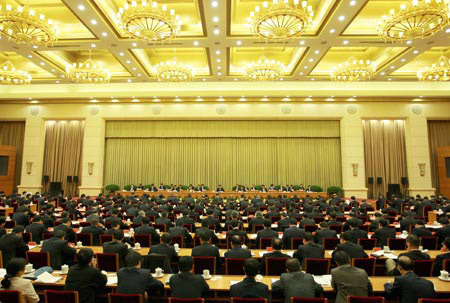 China opens key economic policy meeting