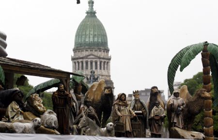 Photo taken on December 19, 2009 shows the huge sculpture of the nativity scene set in front of the Congress to celebrate the upcoming Christmas in Buenos Aires, capital of Argentina.