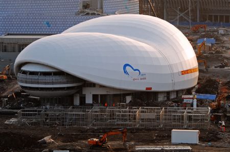 The photo taken on December 26, 2009 shows the China Aviation Pavilion under construction for 2010 Shanghai World Expo in the Puxi zone of World Expo Park in east China&apos;s Shanghai Municipality.