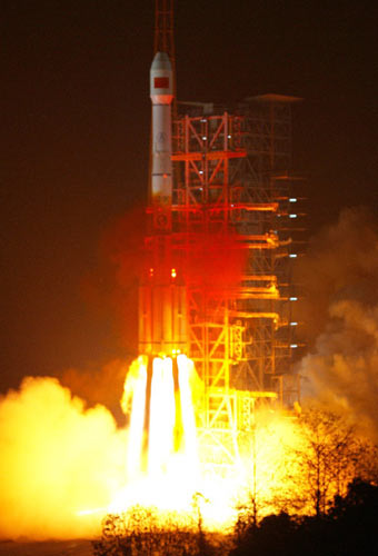 China successfully launched an orbiter into space from the Xichang Satellite Launch Center in southwestern Sichuan province at about 0:12 a.m. Beijing Time on Sunday. [Xinhua] 