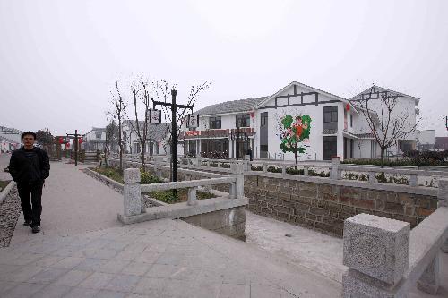The picture taken on January 30, 2010 shows a view of the newly-completed shopping and living area in Mianzhu City, southwest China's Sichuan Province. 